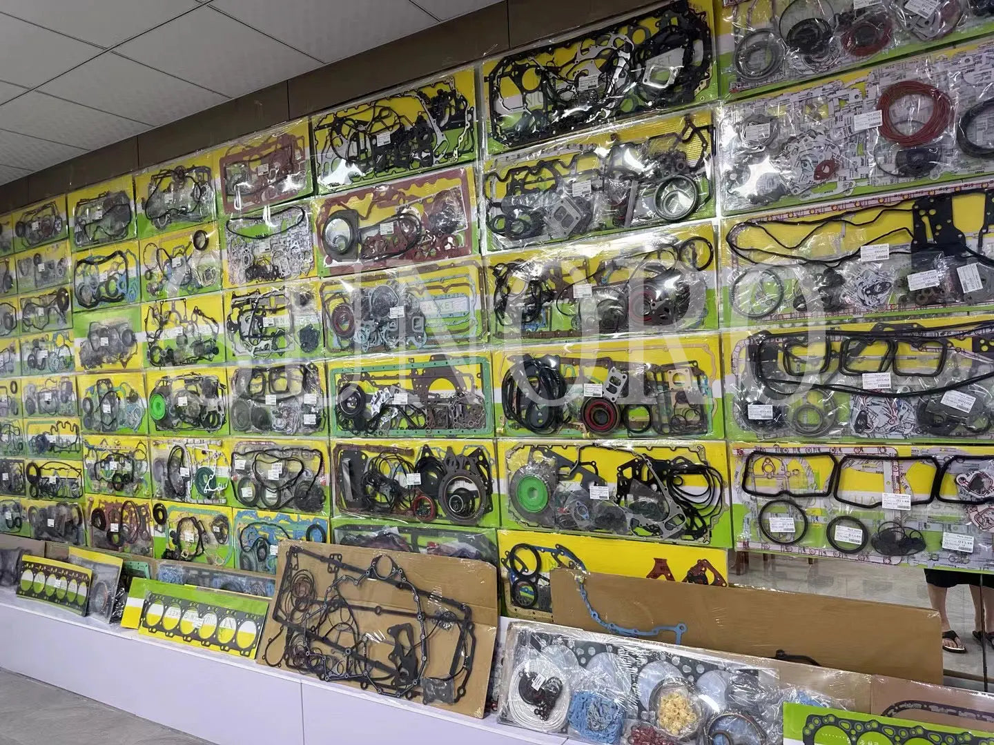 Cylinder Head Upper and Lower Gasket Repair Kit Assembly 3801468 3801330 Original Parts Suitable for Cummins NT855 Engine