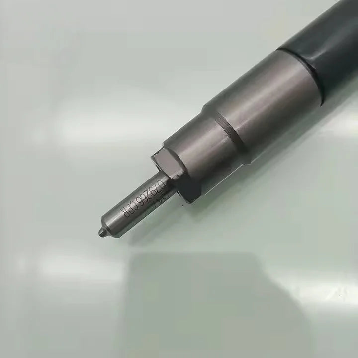 Fuel Injector  A6510703087 28307309 for OM651 Diesel Engine Spare Parts Construction Machinery for Excavator Repair