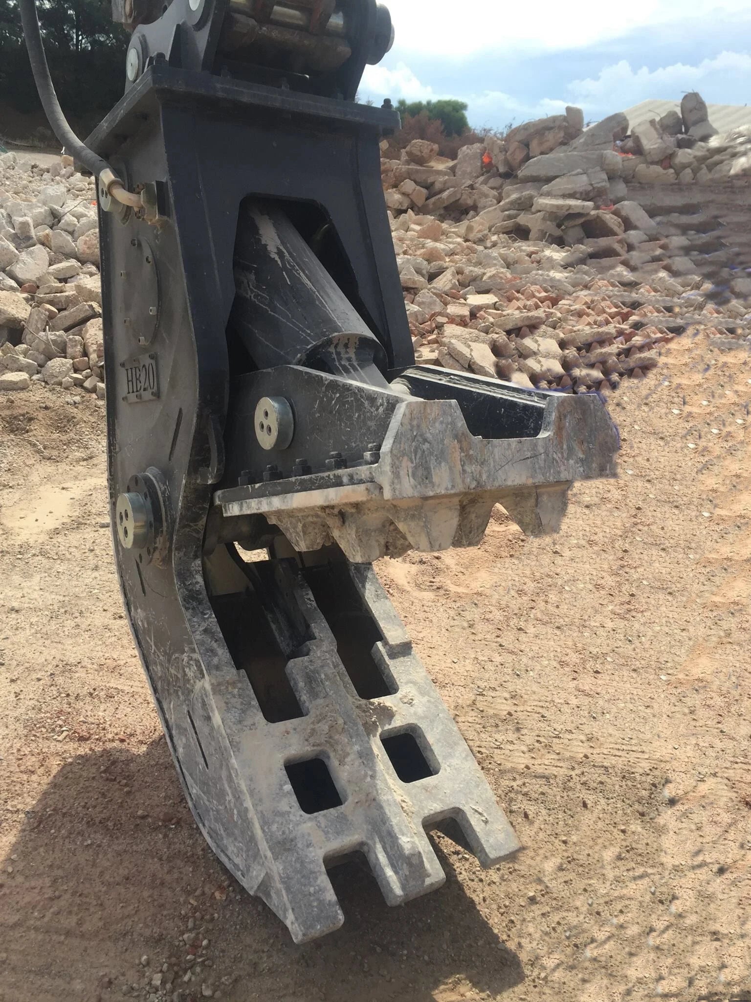 Hydraulic Jaw Pulverizer Concrete Crusher Cutter Shear With Rotary Rotating for Excavator Frontal Crushing Shear