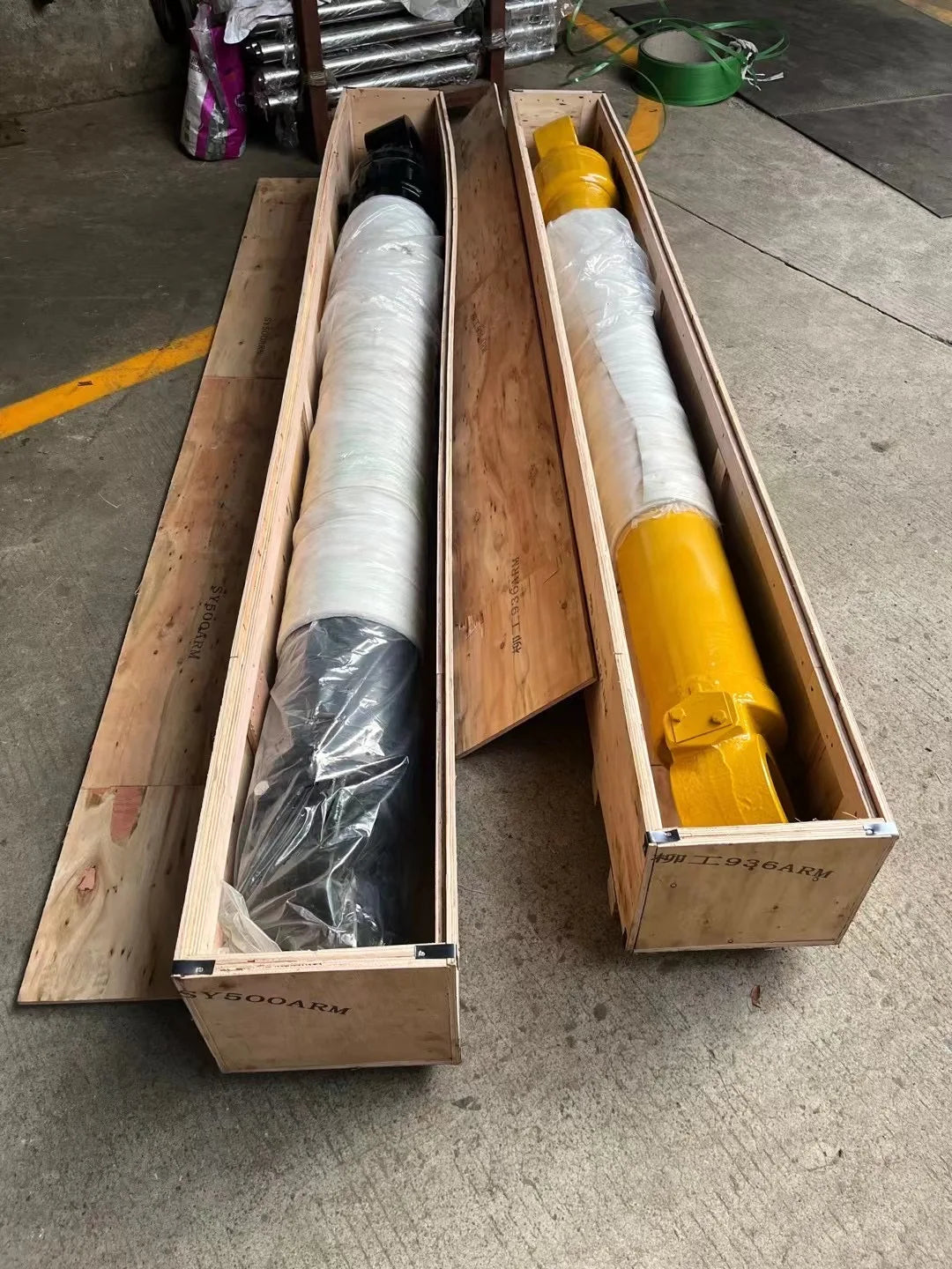 EC220D Excavator Arm Boom Bucket Cylinder for VOE14534532/14535789 Construction Machinery Parts